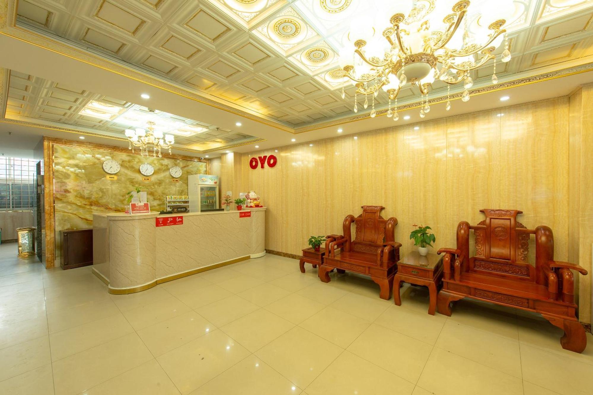 Capital O 417 Truong Son Hotel هانوي المظهر الخارجي الصورة