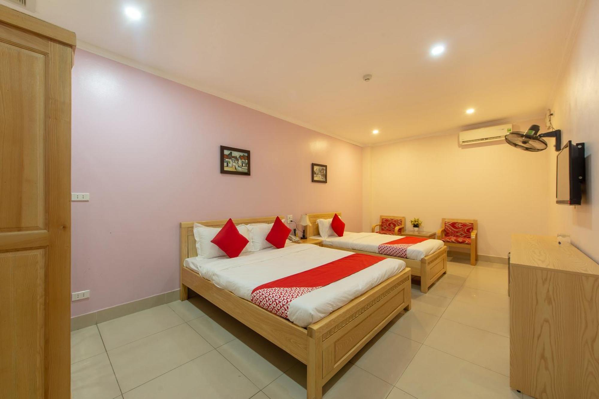 Capital O 417 Truong Son Hotel هانوي المظهر الخارجي الصورة