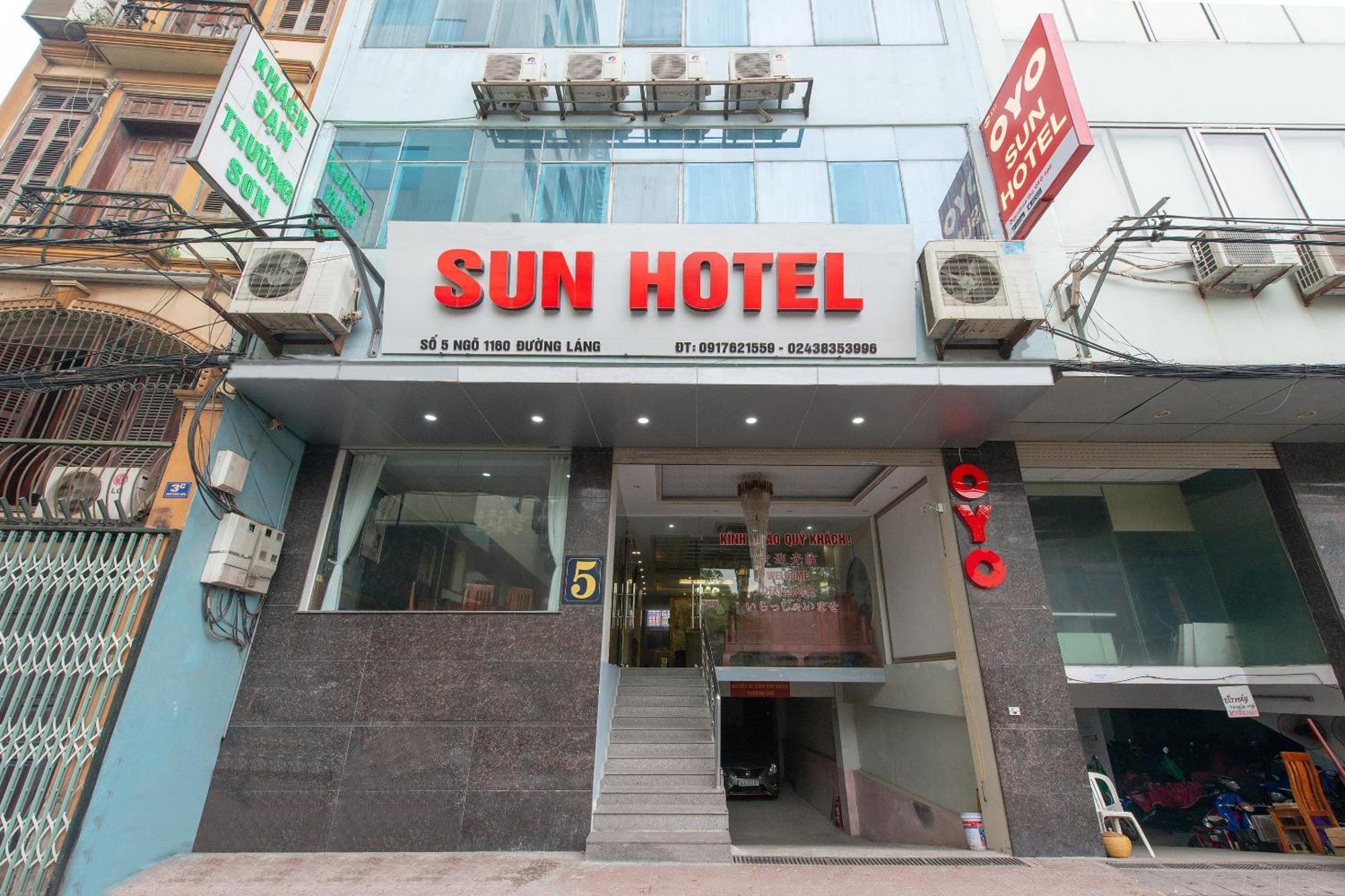 Capital O 417 Truong Son Hotel هانوي المظهر الخارجي الصورة